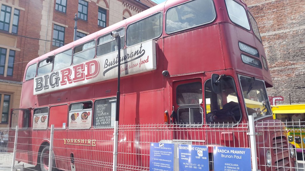 Big Red - Bus